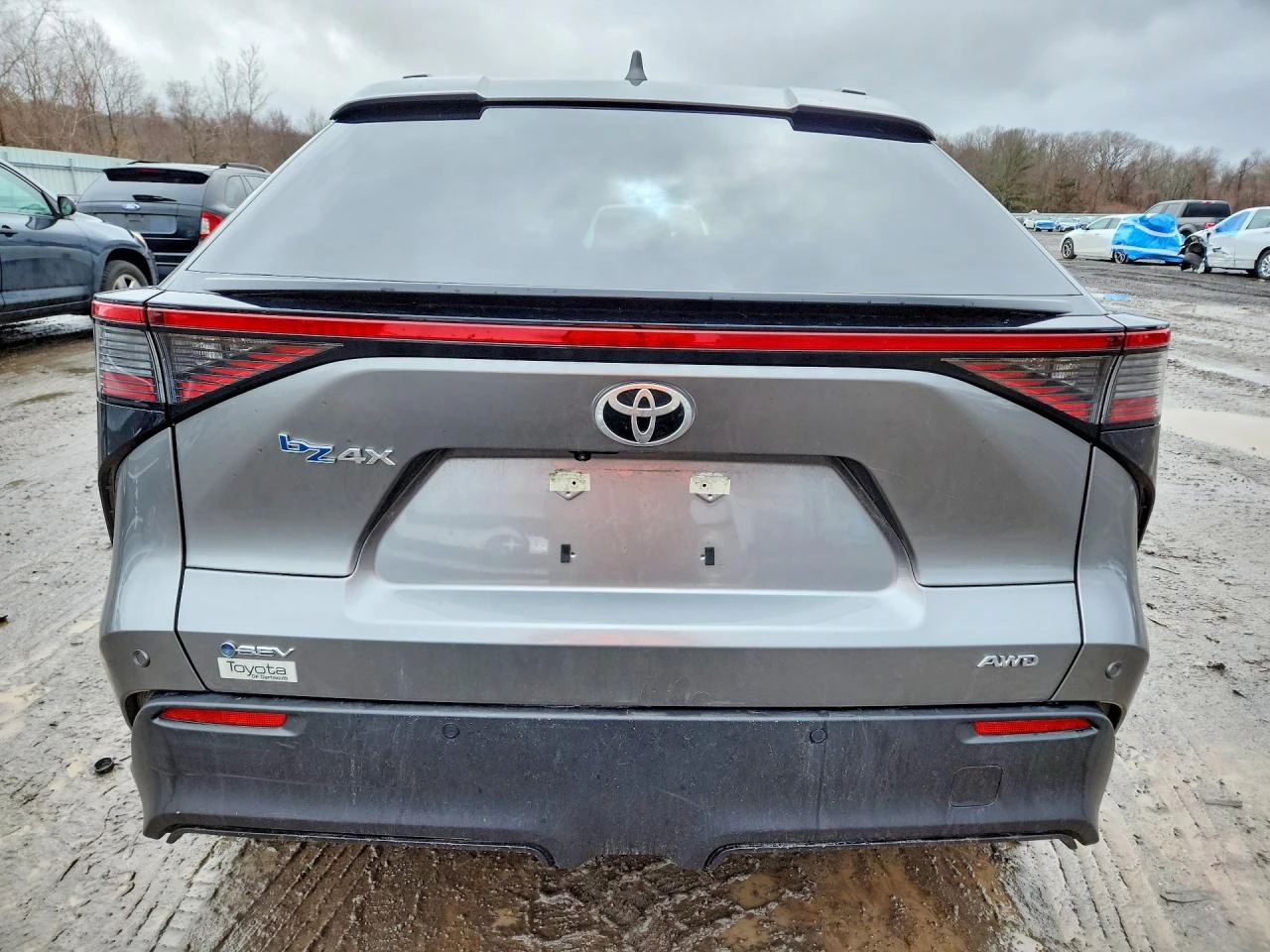 Toyota bZ4X 0.0l Xle, снимка 6 - Автомобили и джипове - 54459779