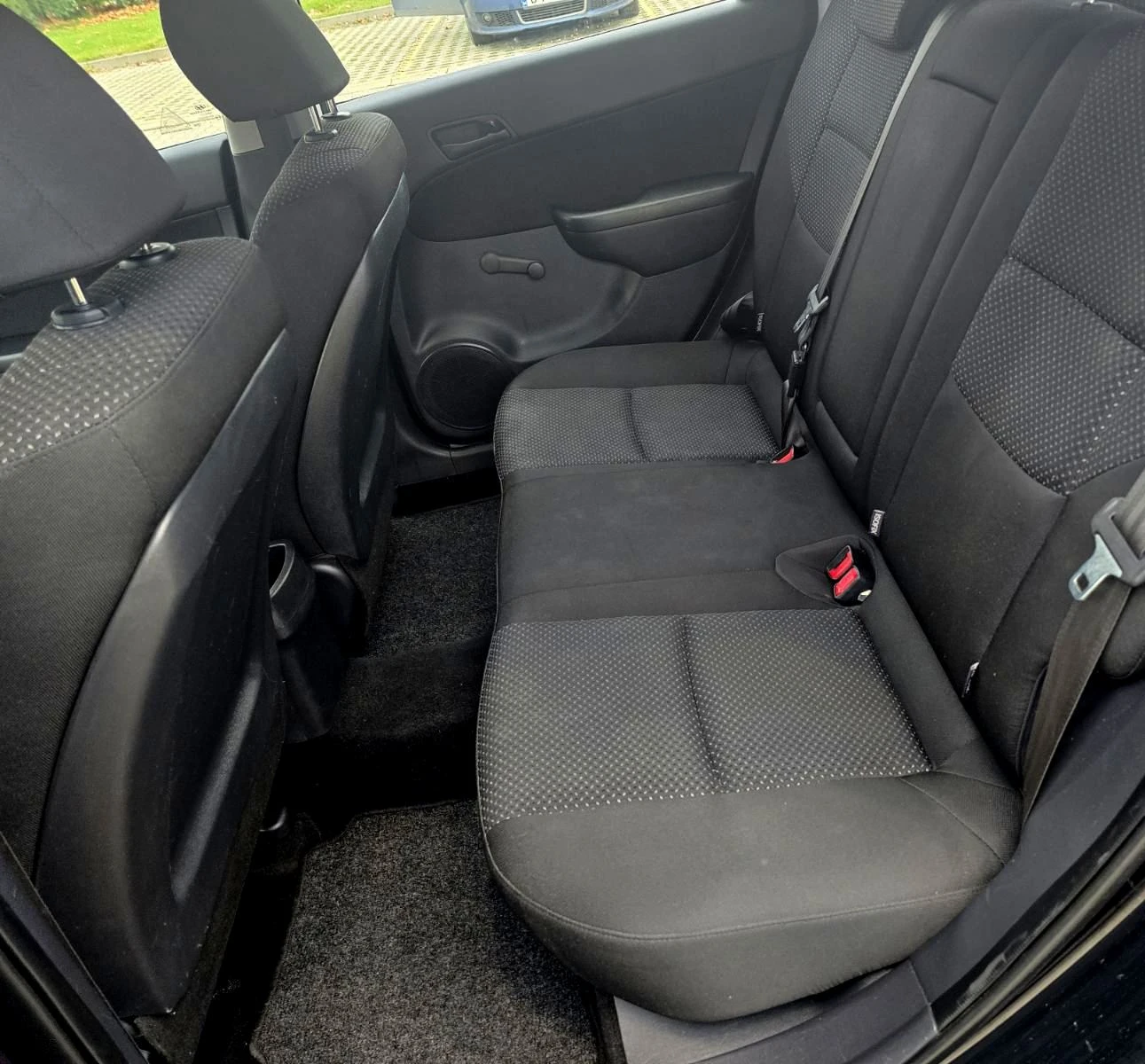 Hyundai I30 1.6CRDI/ПЕРФЕКТЕН, снимка 14 - Автомобили и джипове - 54501334