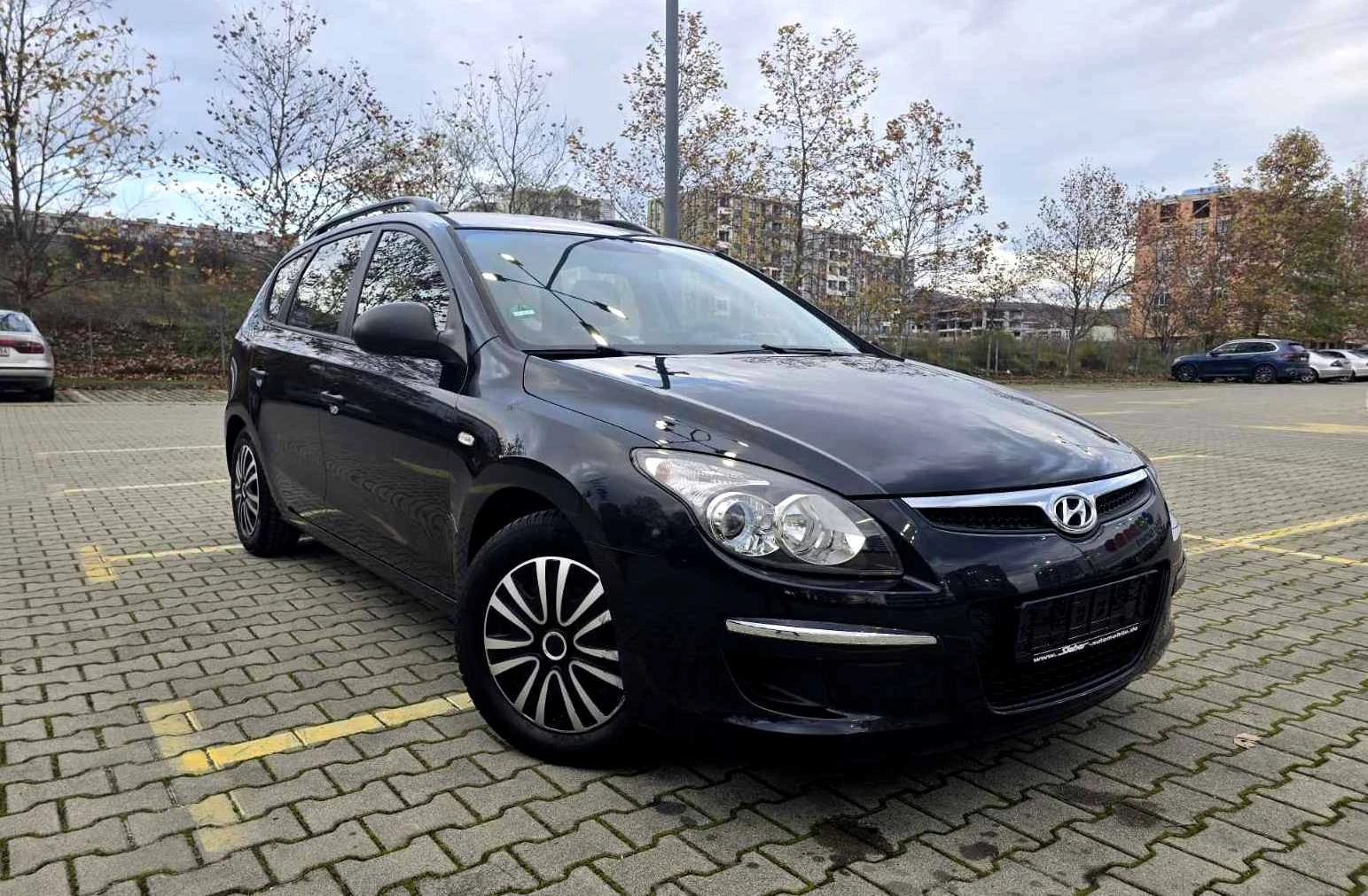 Hyundai I30 1.6CRDI/ПЕРФЕКТЕН, снимка 3 - Автомобили и джипове - 54501334