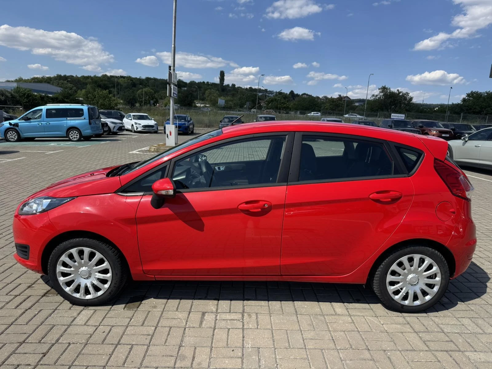 Ford Fiesta, снимка 4 - Автомобили и джипове - 55247873
