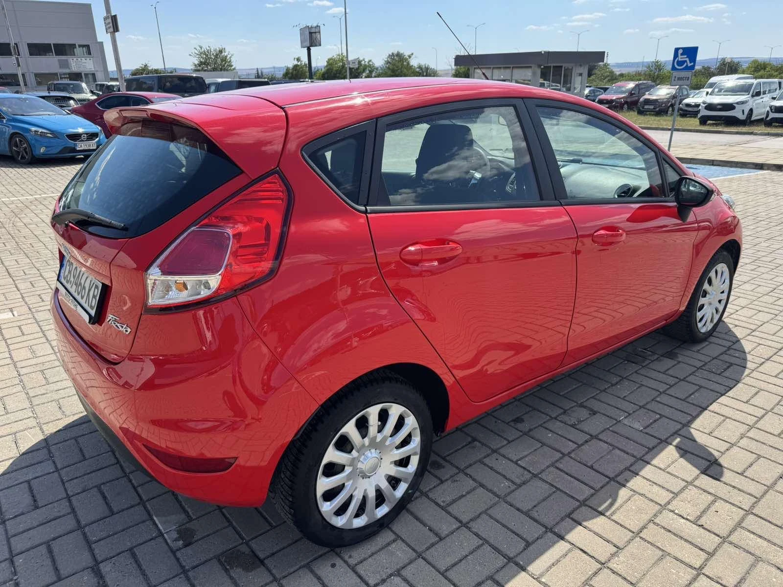 Ford Fiesta, снимка 6 - Автомобили и джипове - 55247873