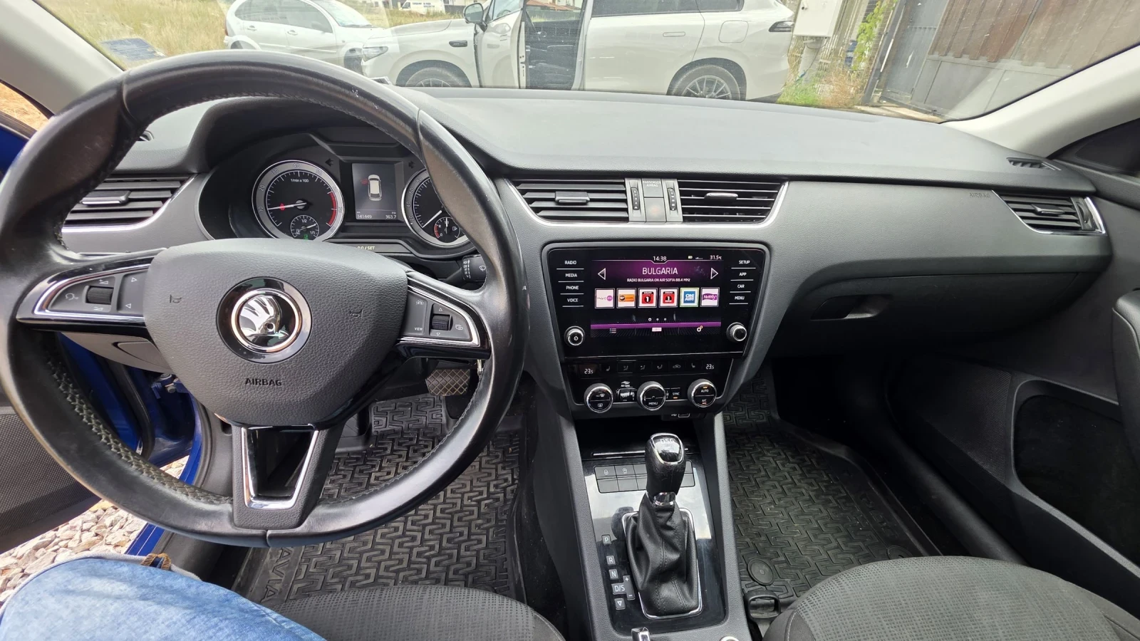 Skoda Octavia 1.5 TSI G-Tec, снимка 4 - Автомобили и джипове - 55314655
