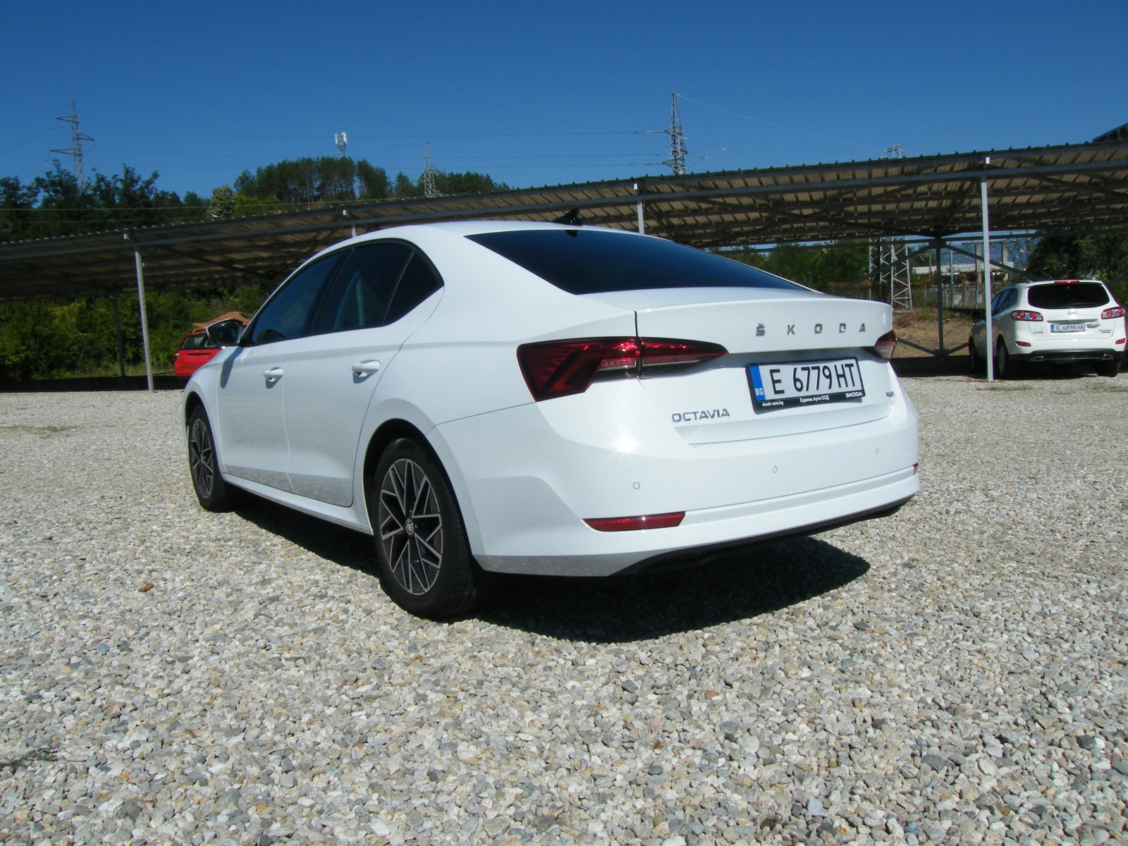 Skoda Octavia 2.0TDI 150kc 4x4 DSG, снимка 5 - Автомобили и джипове - 56073342