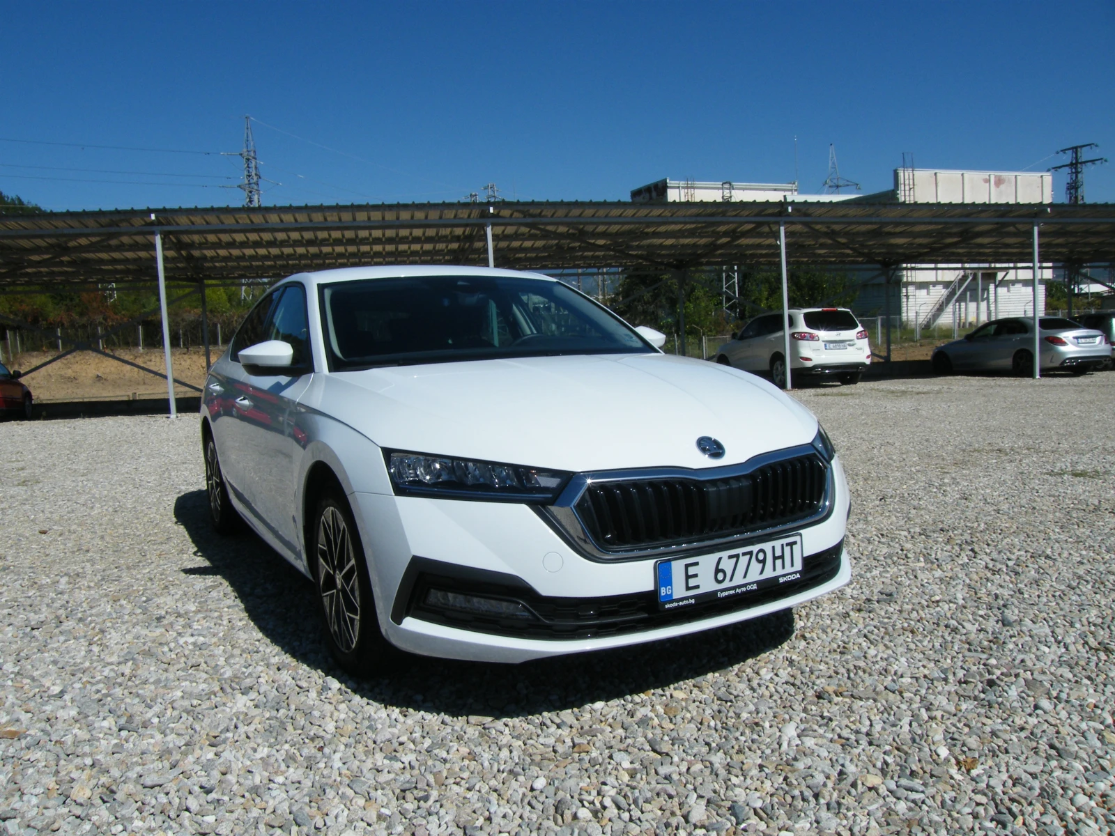 Skoda Octavia 2.0TDI 150kc 4x4 DSG, снимка 2 - Автомобили и джипове - 56073342