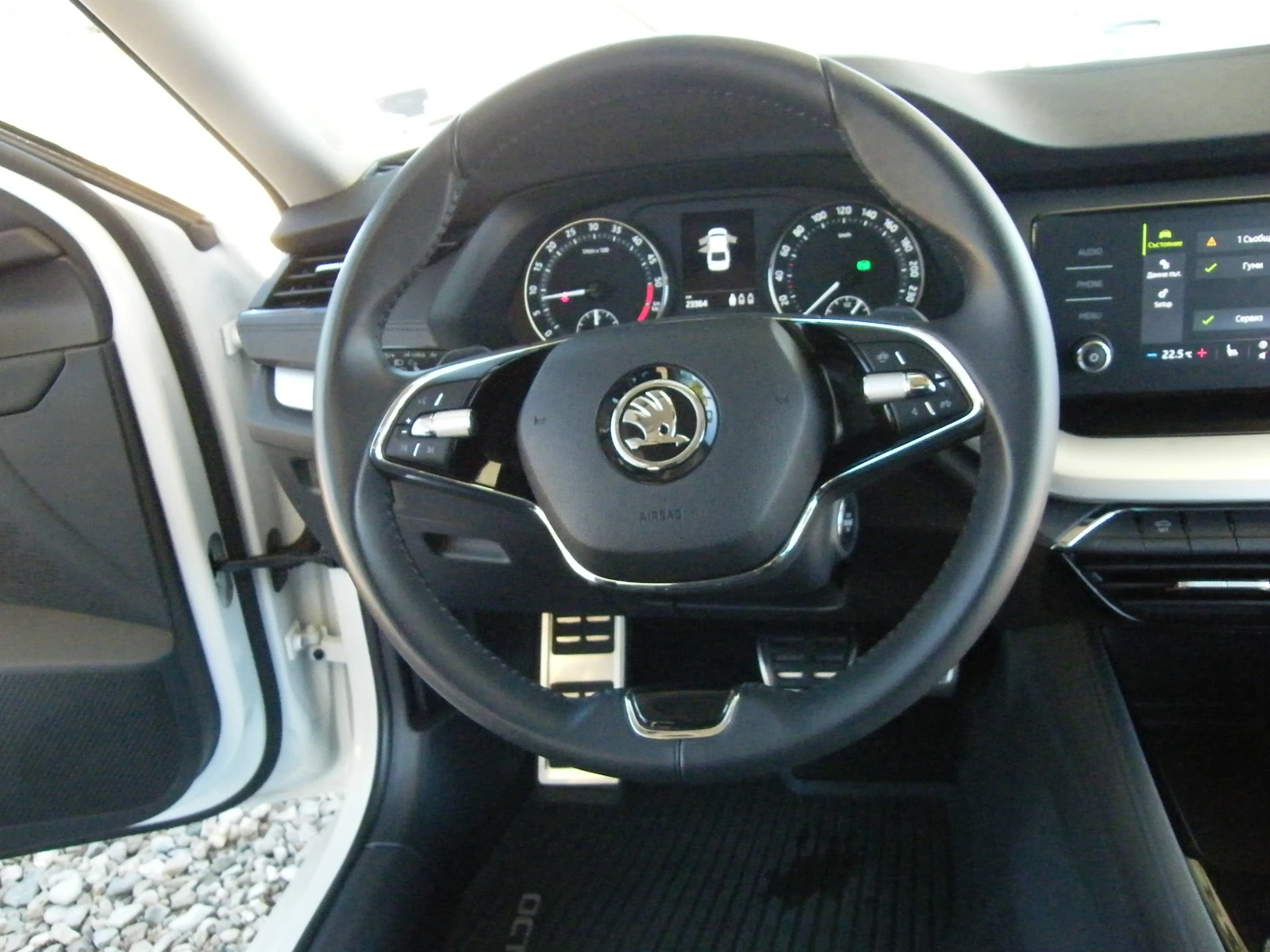 Skoda Octavia 2.0TDI 150kc 4x4 DSG, снимка 15 - Автомобили и джипове - 56073342