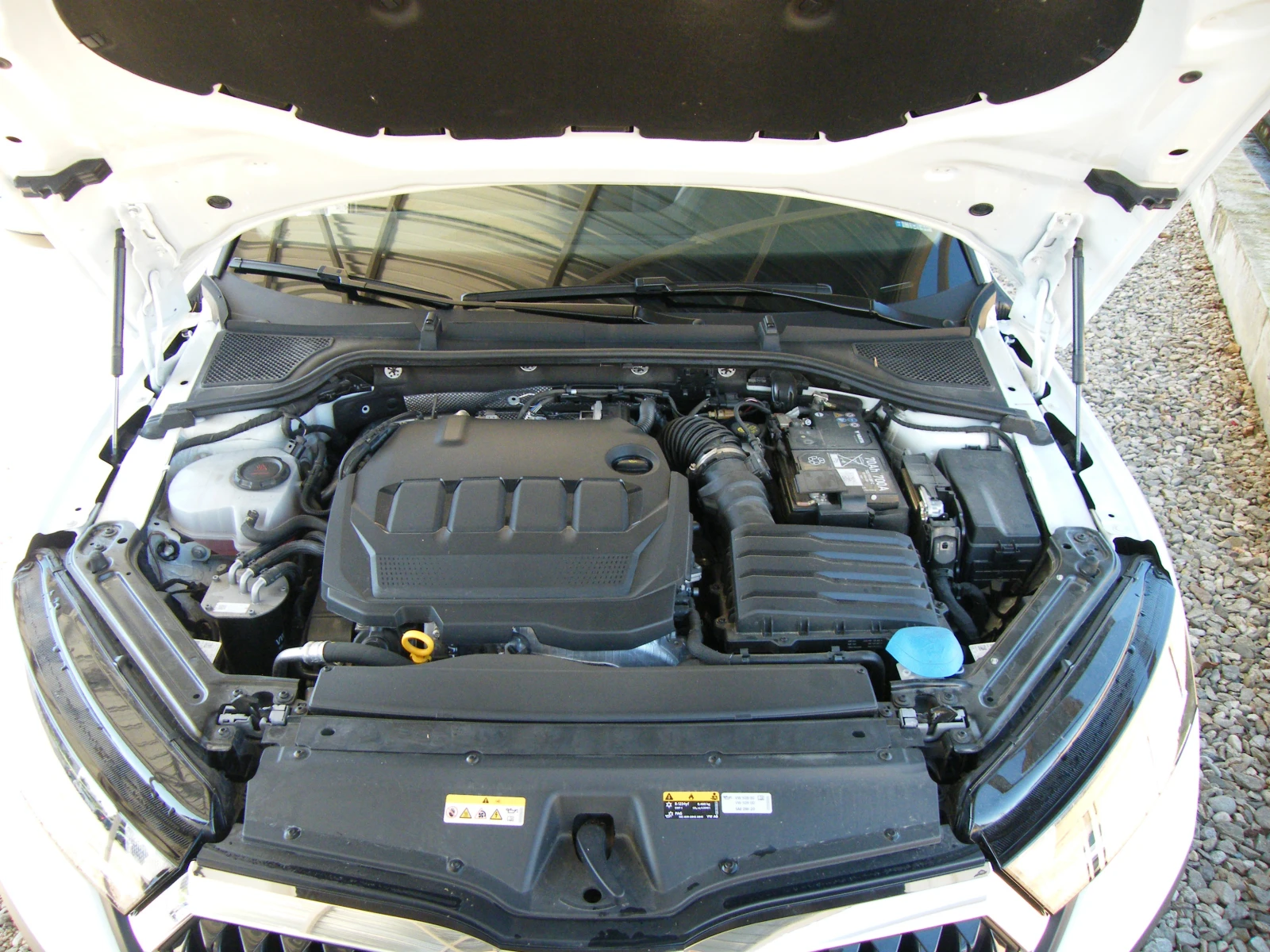 Skoda Octavia 2.0TDI 150kc 4x4 DSG, снимка 17 - Автомобили и джипове - 56073342