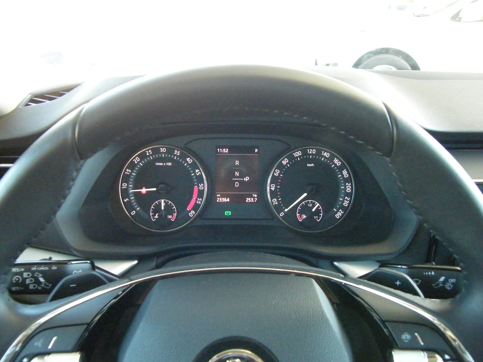 Skoda Octavia 2.0TDI 150kc 4x4 DSG, снимка 7 - Автомобили и джипове - 56073342