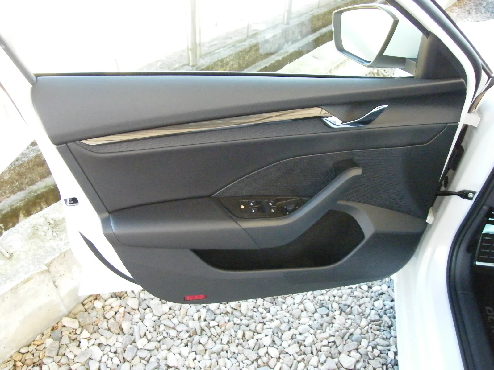 Skoda Octavia 2.0TDI 150kc 4x4 DSG, снимка 8 - Автомобили и джипове - 56073342