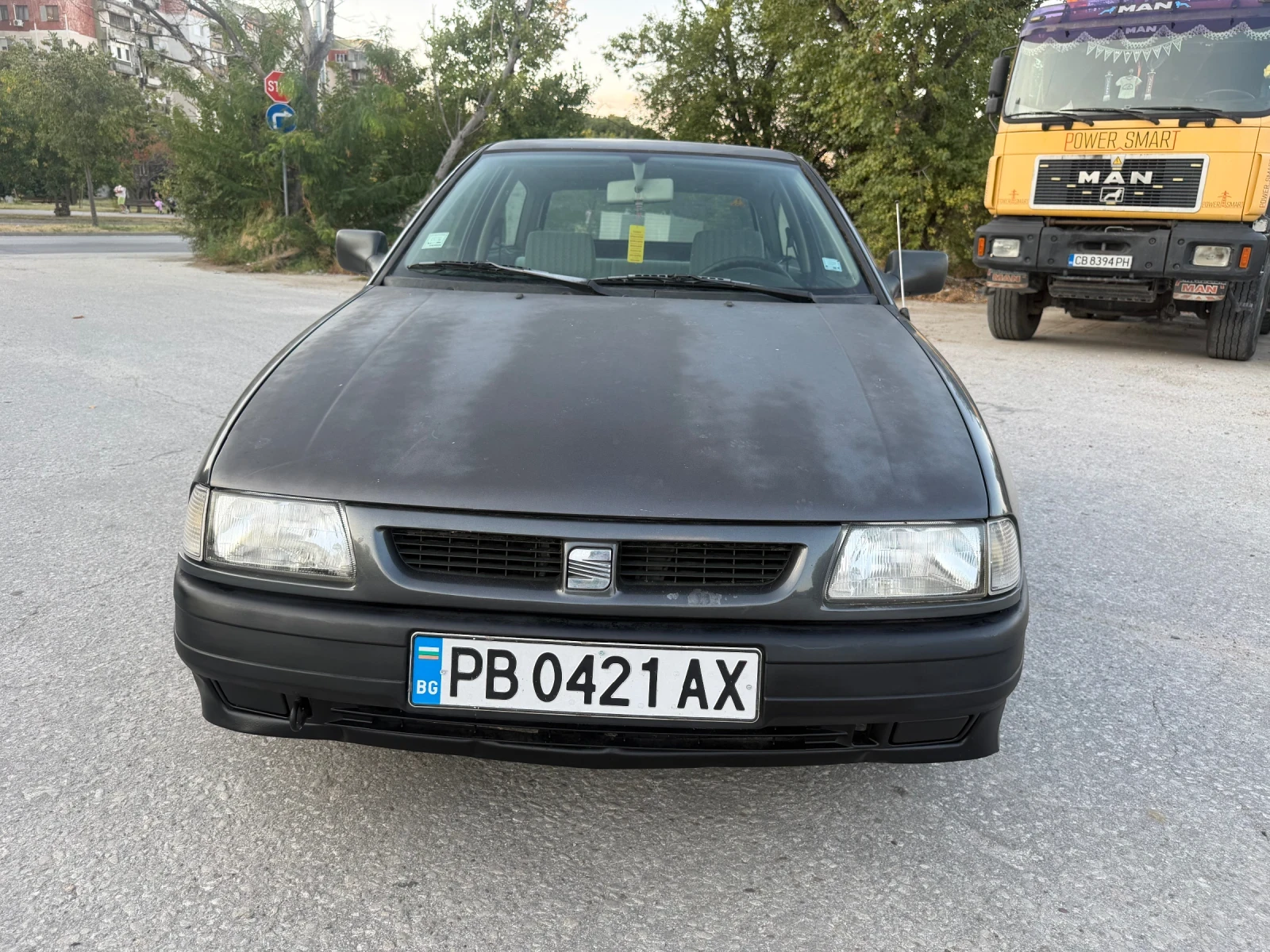 Seat Ibiza 1.3, снимка 2 - Автомобили и джипове - 56106062