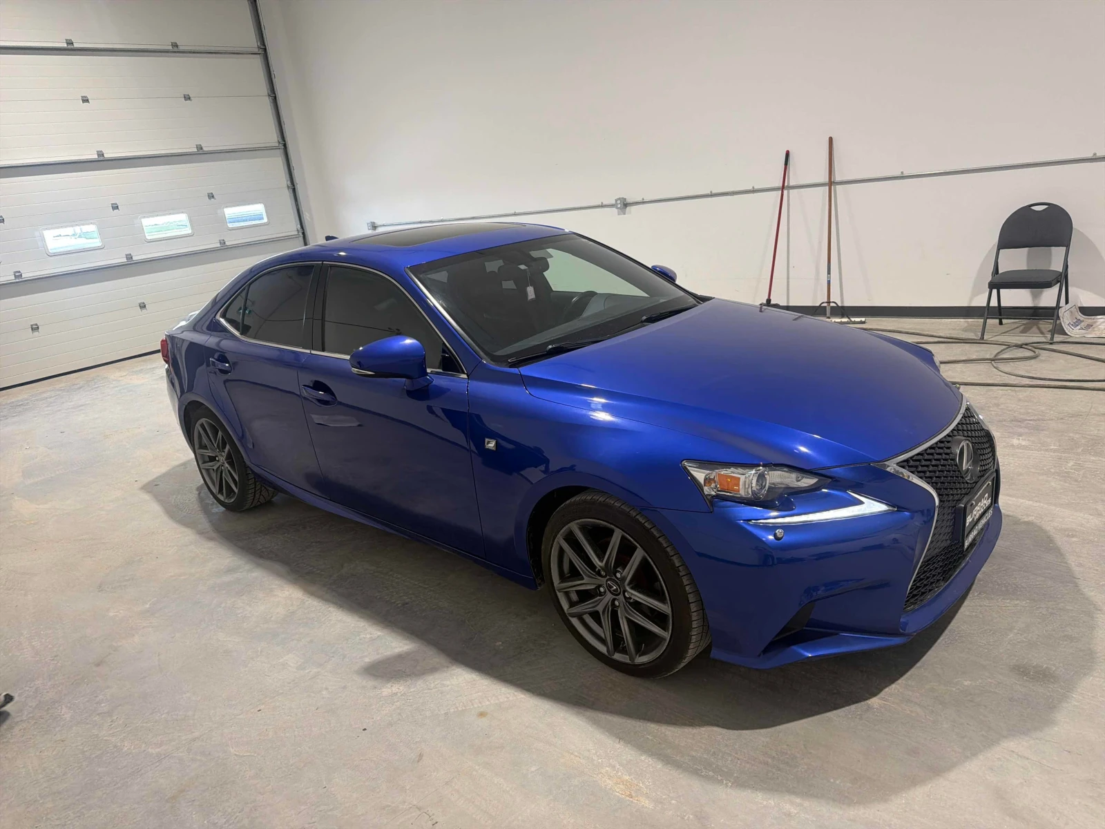 Lexus IS 250  CARFAX / ПАНОРАМА / АВТОКРЕДИТ, снимка 15 - Автомобили и джипове - 56117092
