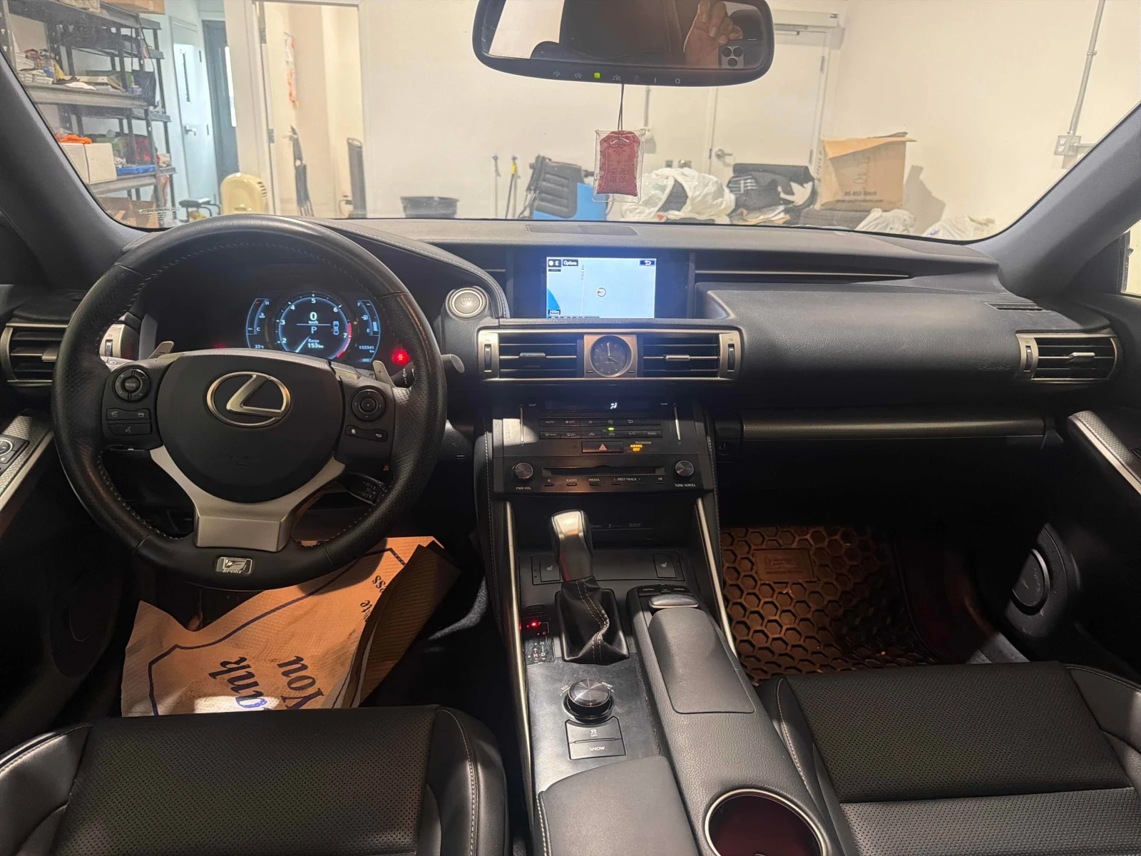 Lexus IS 250  CARFAX / ПАНОРАМА / АВТОКРЕДИТ, снимка 9 - Автомобили и джипове - 56117092