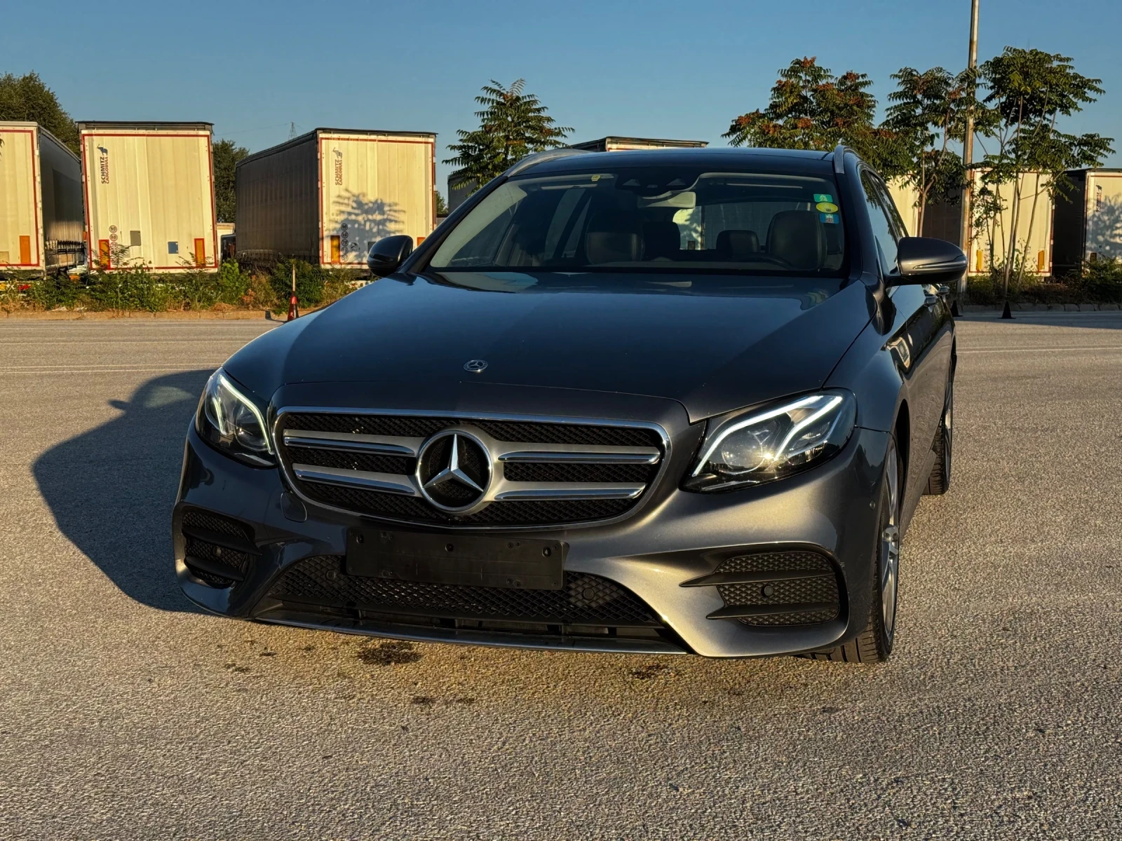 Mercedes-Benz E 350 AMG HeadU4matik Панорама Дигитал 19  въздух Рекаро