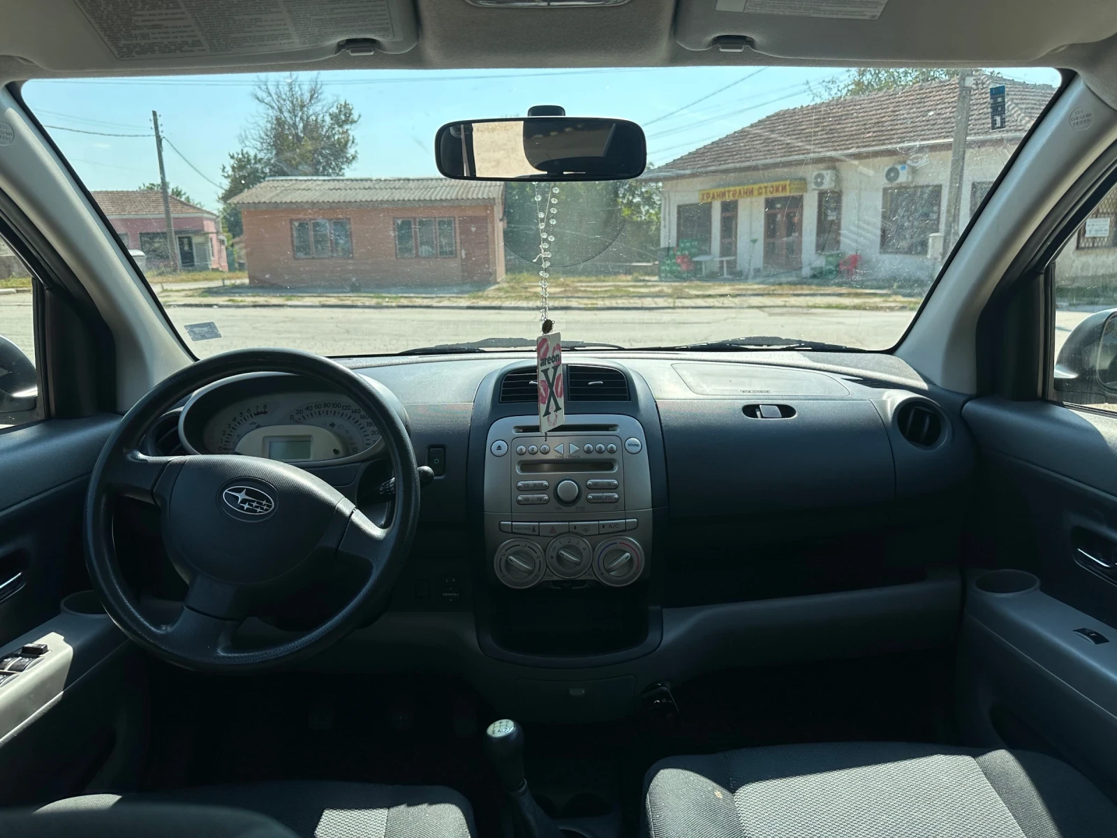 Subaru Justy, снимка 5 - Автомобили и джипове - 56185100