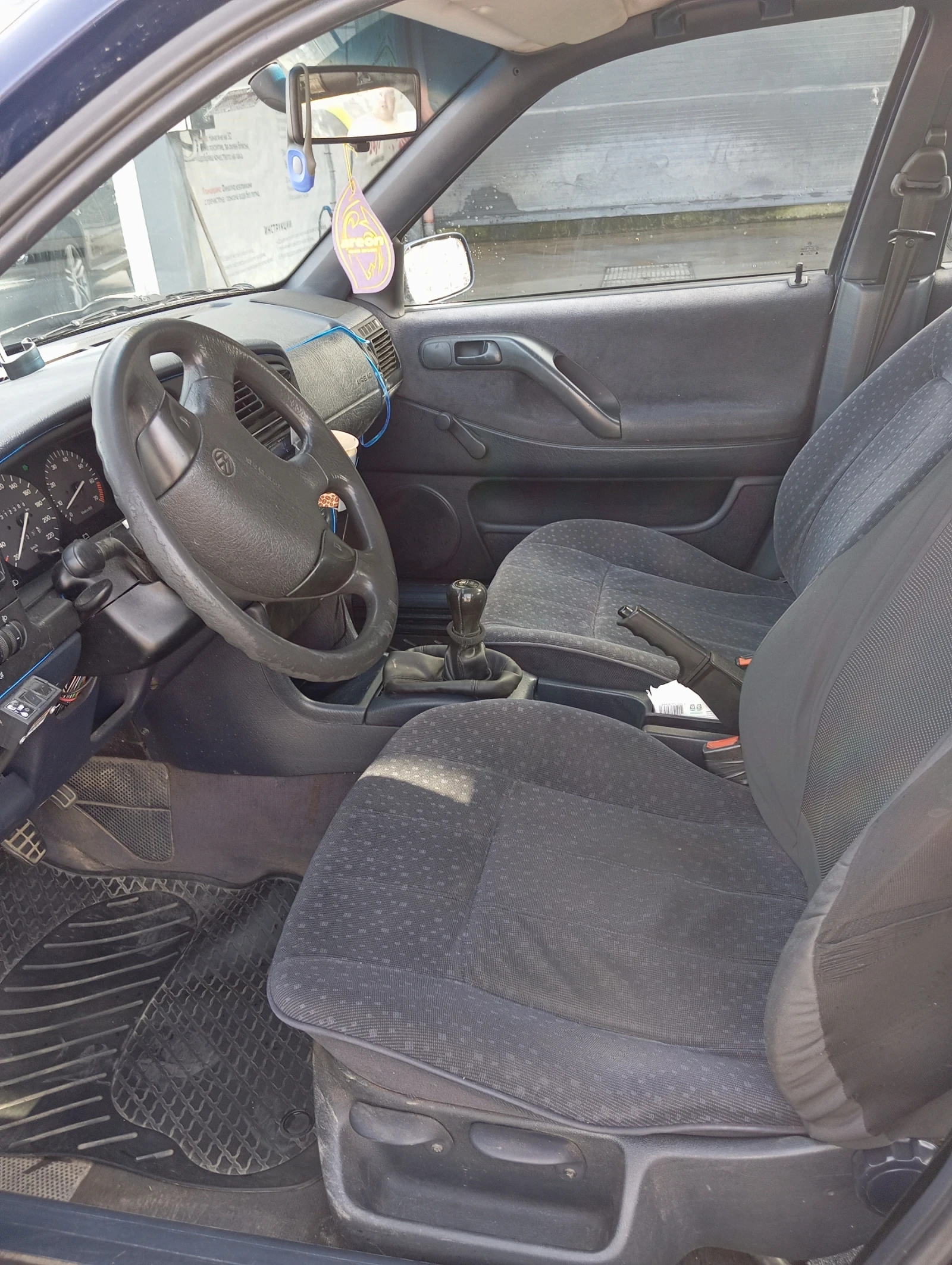 VW Passat, снимка 8 - Автомобили и джипове - 56257667