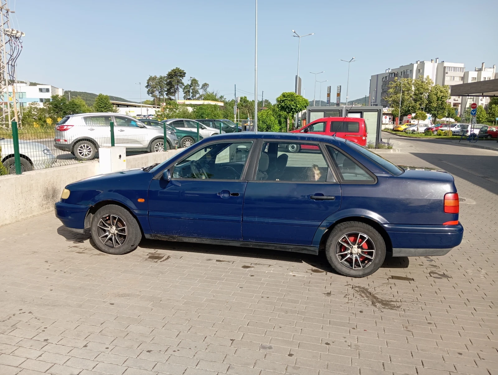 VW Passat, снимка 16 - Автомобили и джипове - 56257667