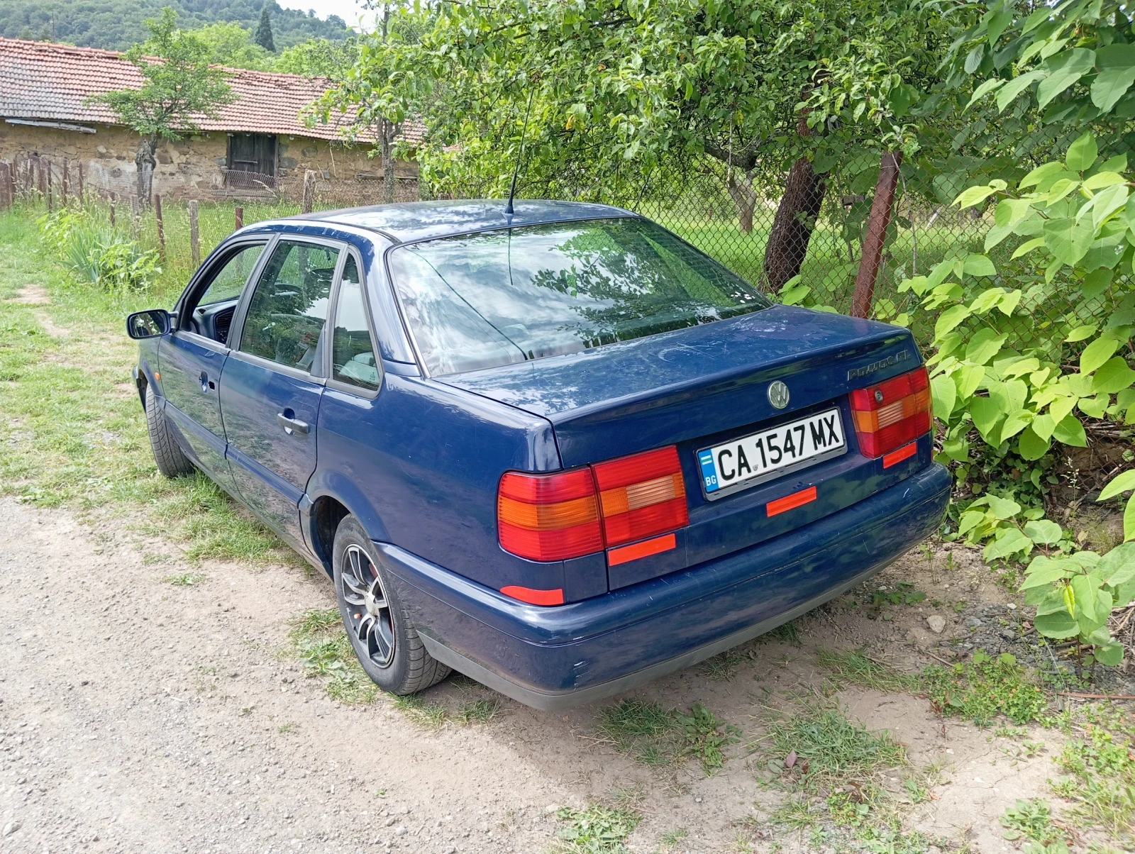 VW Passat, снимка 11 - Автомобили и джипове - 56257667