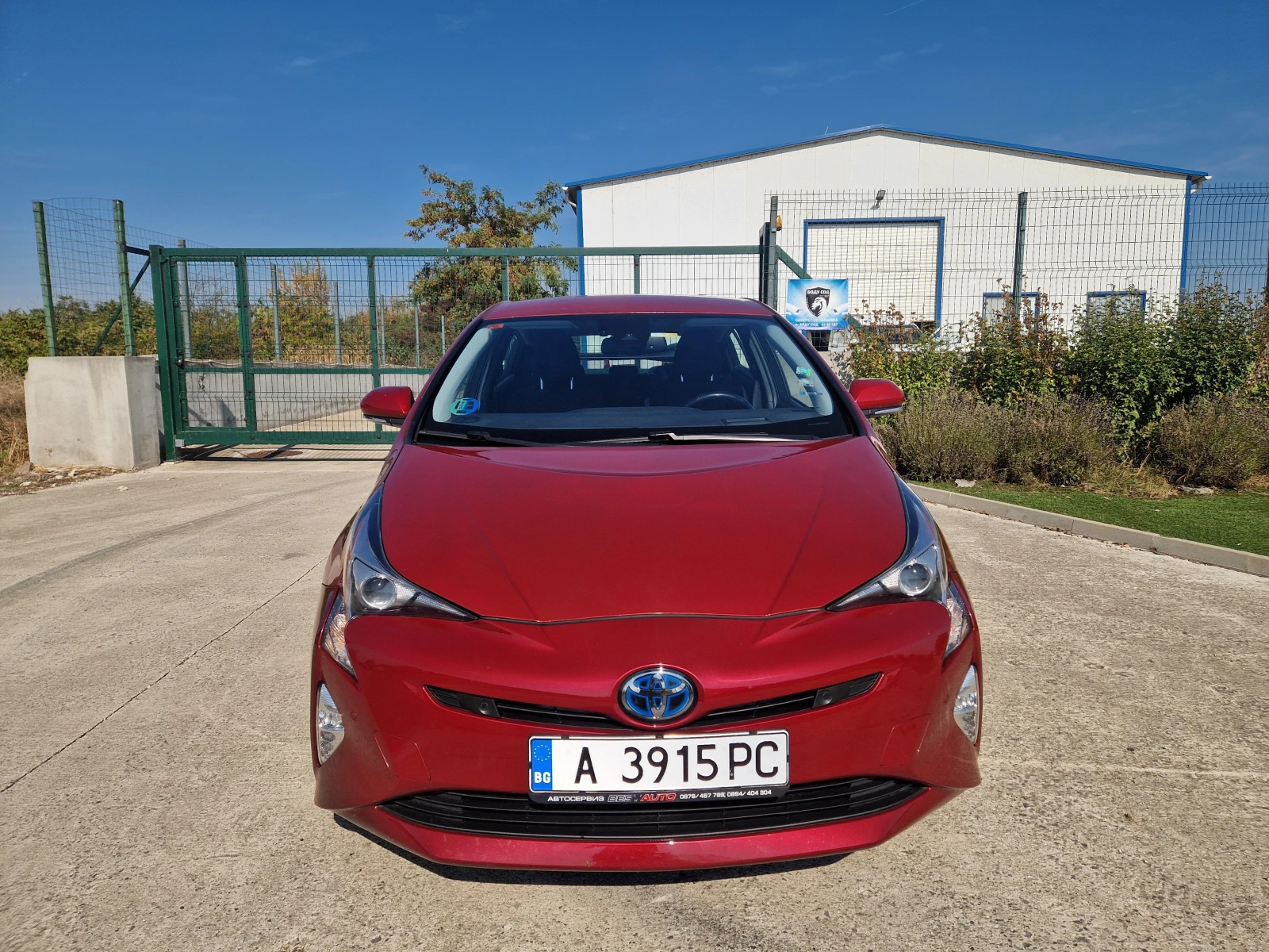 Toyota Prius, снимка 2 - Автомобили и джипове - 56616186