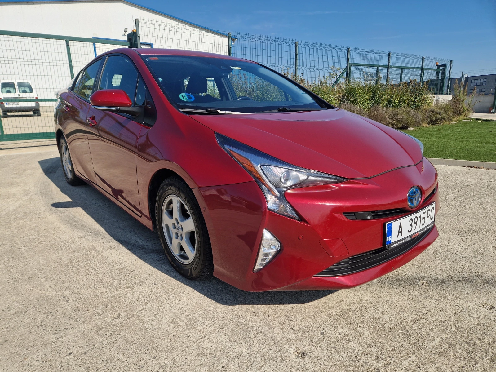 Toyota Prius, снимка 3 - Автомобили и джипове - 56616186