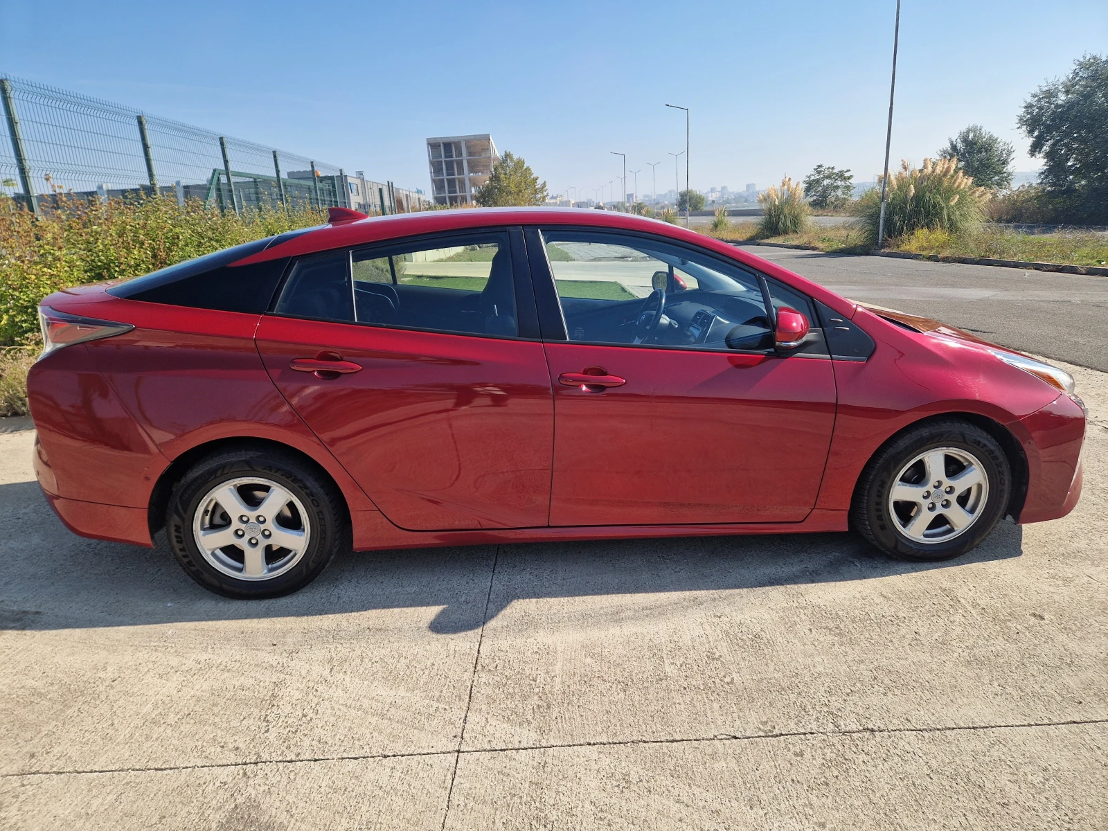 Toyota Prius, снимка 4 - Автомобили и джипове - 56616186