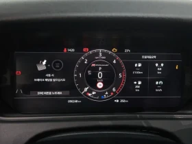 Land Rover Range Rover Velar 2.0 D240 R-Dynamic Se, снимка 8