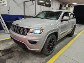     Jeep Grand cherokee * ALTITUDE * CARFAX *   