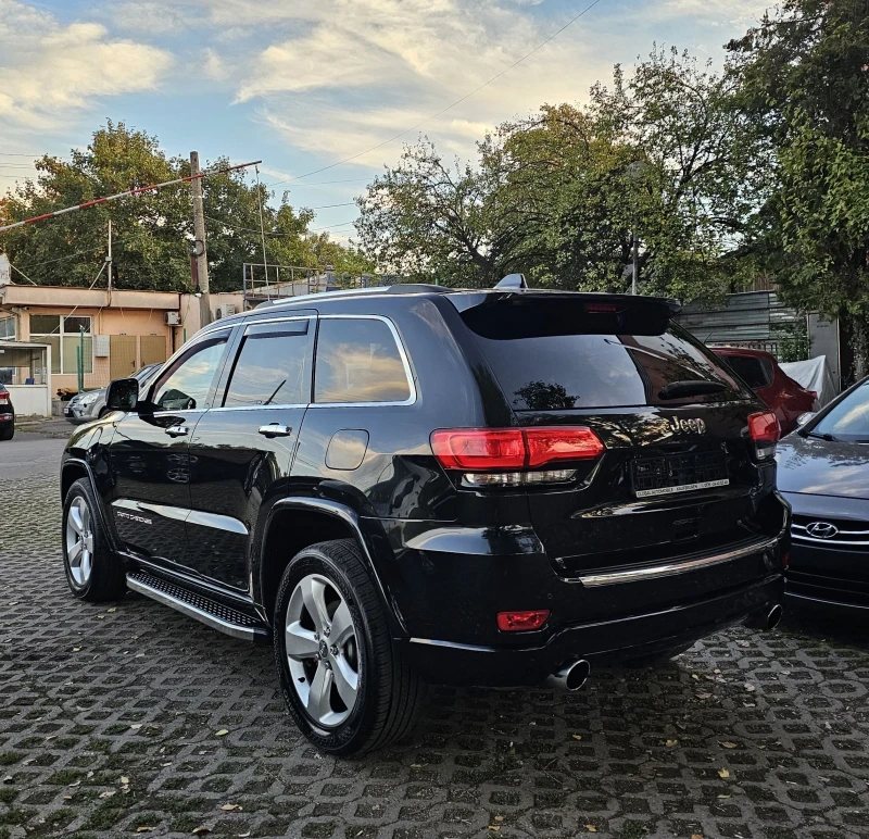 Jeep Grand cherokee 3.0CRDI Overland 250к.с. Дистроник Панорама, снимка 4 - Автомобили и джипове - 47539310