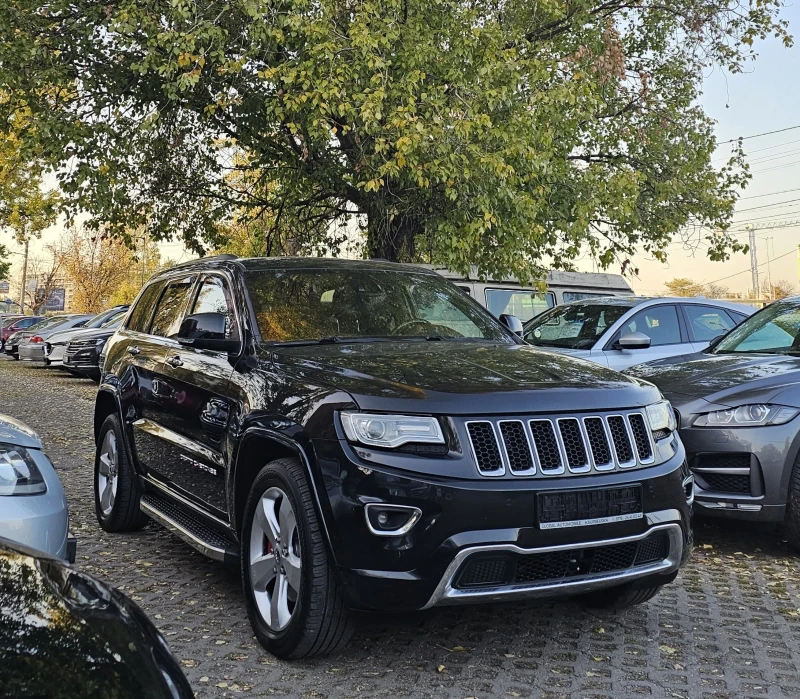 Jeep Grand cherokee 3.0CRDI Overland 250к.с. Дистроник Панорама, снимка 3 - Автомобили и джипове - 47539310