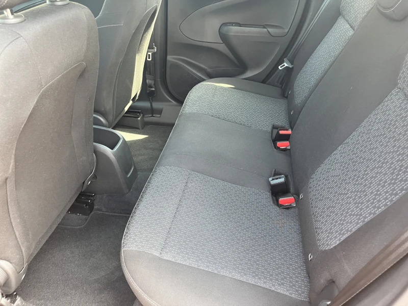 Opel Crossland X, снимка 10 - Автомобили и джипове - 51374196