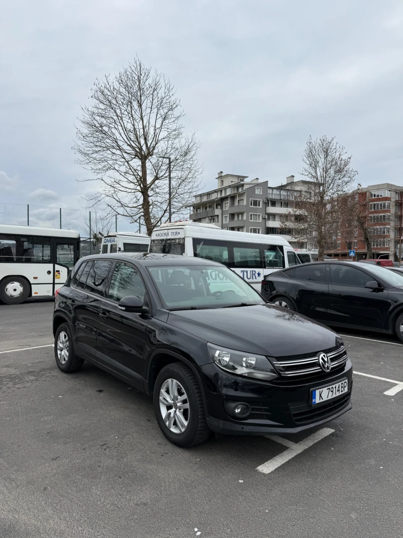VW Tiguan 2.0 TDi, снимка 3 - Автомобили и джипове - 53489146