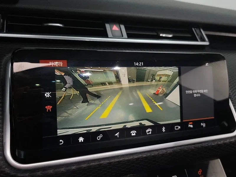 Land Rover Range Rover Velar 2.0 D240 R-Dynamic Se, снимка 15 - Автомобили и джипове - 54515193
