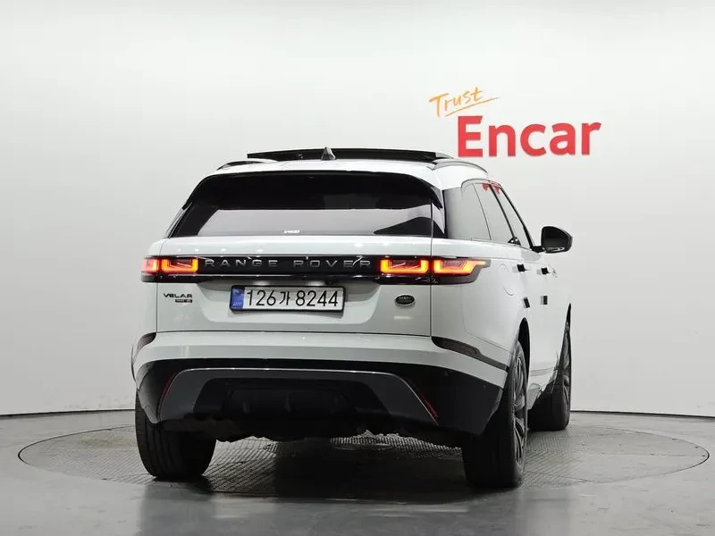 Land Rover Range Rover Velar 2.0 D240 R-Dynamic Se, снимка 4 - Автомобили и джипове - 54515193