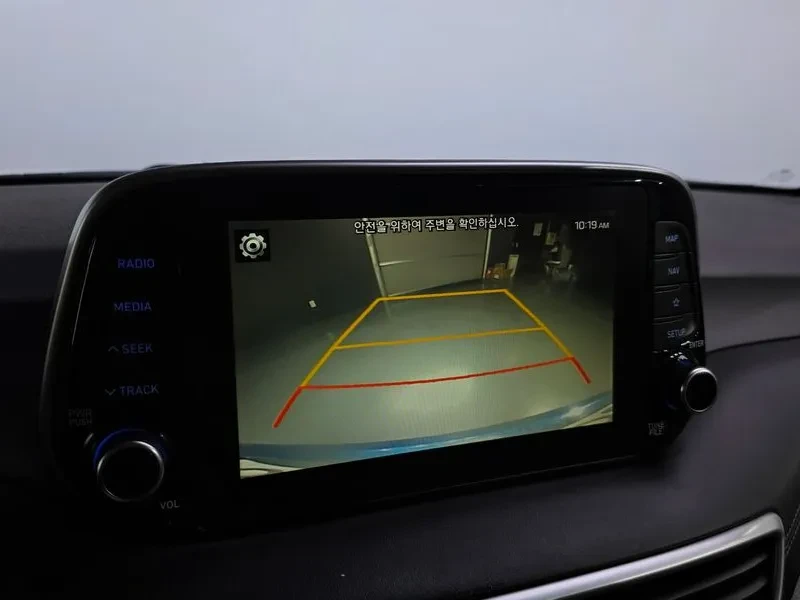 Hyundai Tucson DIESEL 2.0 2WD PREMIUM, снимка 14 - Автомобили и джипове - 55263651