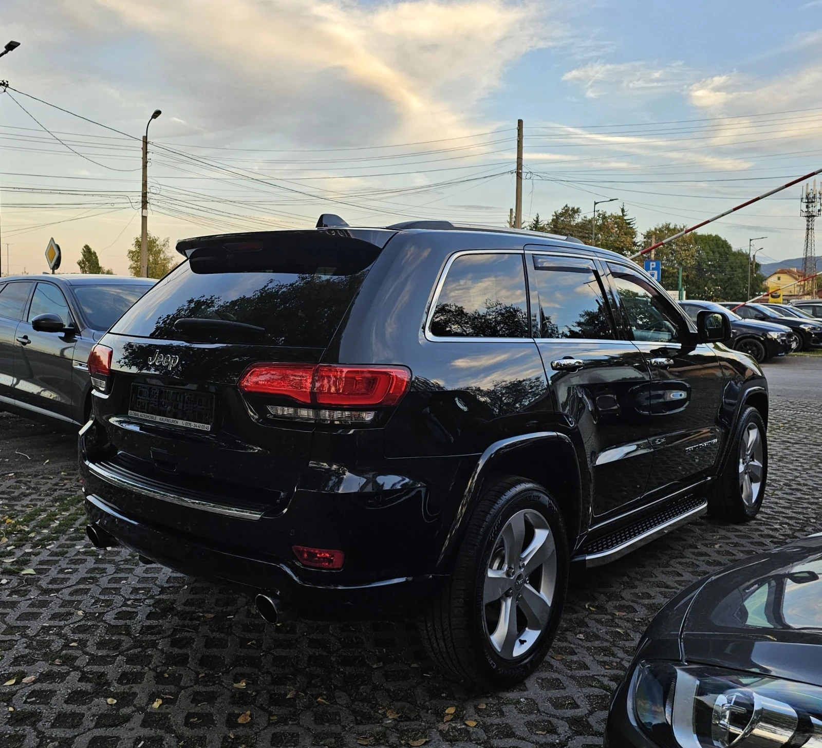 Jeep Grand cherokee 3.0CRDI Overland 250к.с. Дистроник Панорама - изображение 6