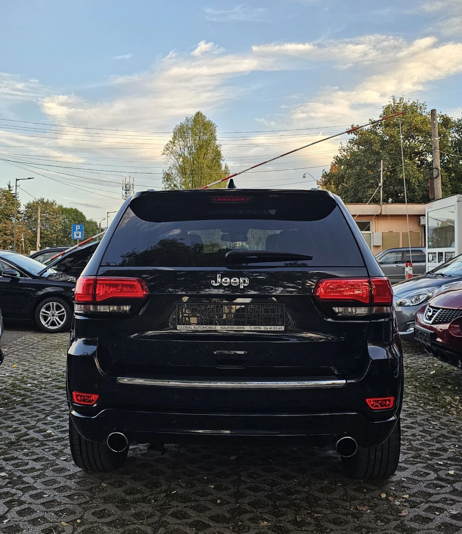 Jeep Grand cherokee 3.0CRDI Overland 250к.с. Дистроник Панорама - изображение 5