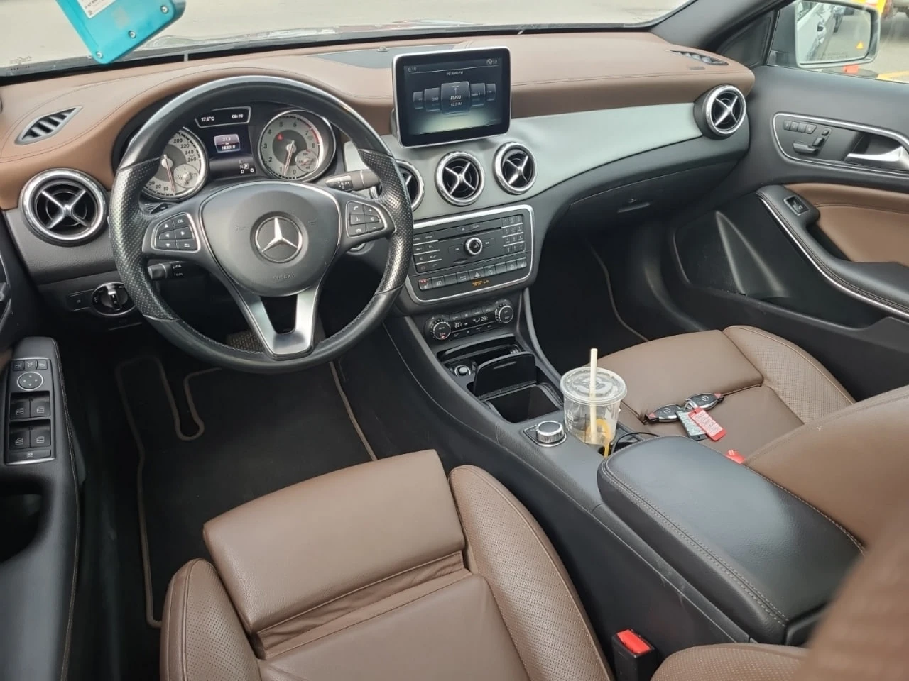 Mercedes-Benz GLA 250 AWD * CARFAX * АвтоКредит * Цена до България*  - изображение 8