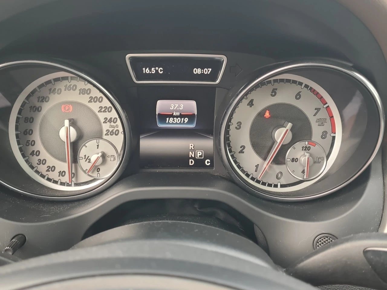 Mercedes-Benz GLA 250 AWD * CARFAX * АвтоКредит * Цена до България*  - изображение 9