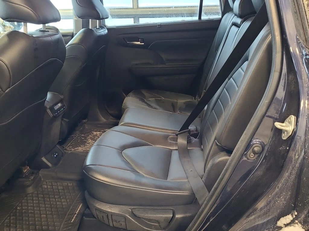 Toyota Highlander * XLE * CARFAX *  - изображение 8