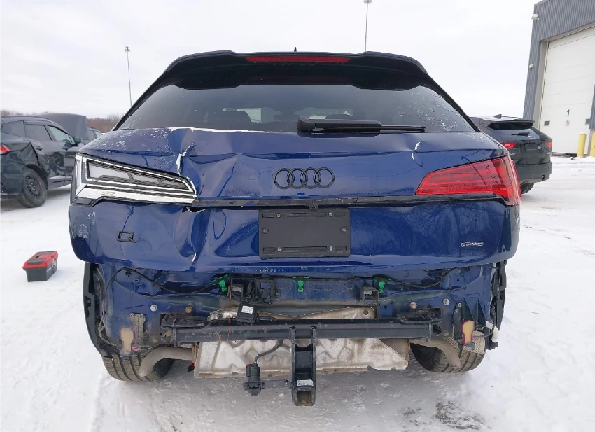 Audi Q5 PREMIUM PLUS 45 / ДИСТРОНИК /  - изображение 5