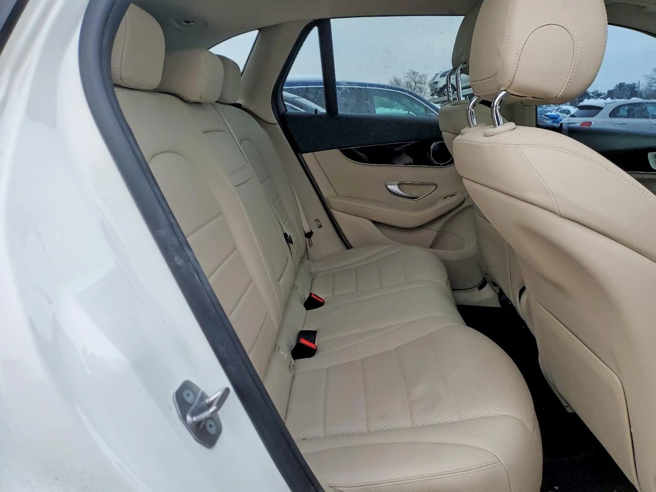 Mercedes-Benz GLC 300 ПОДГРЕВ* КАМЕРА* КЕЙЛЕС* LANE* ASSIST - изображение 10