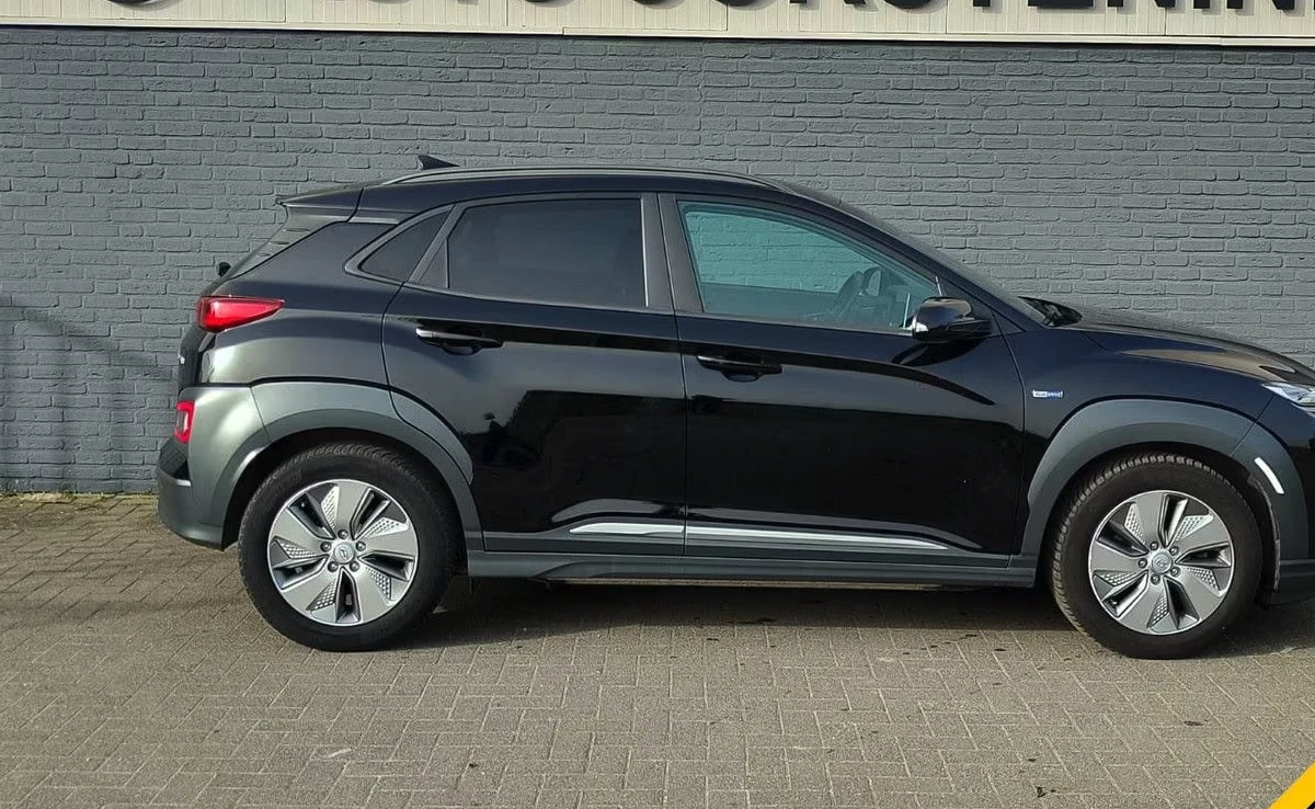 Hyundai Kona EV 64kWh SOH 100%, снимка 5 - Автомобили и джипове - 53900667