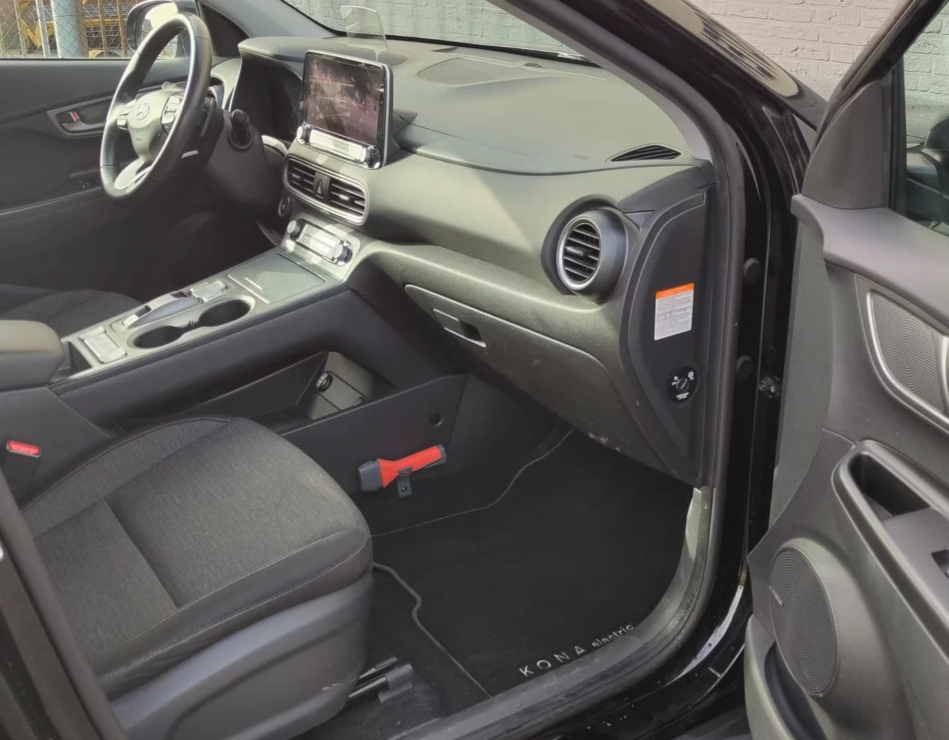 Hyundai Kona EV 64kWh SOH 100%, снимка 10 - Автомобили и джипове - 53900667