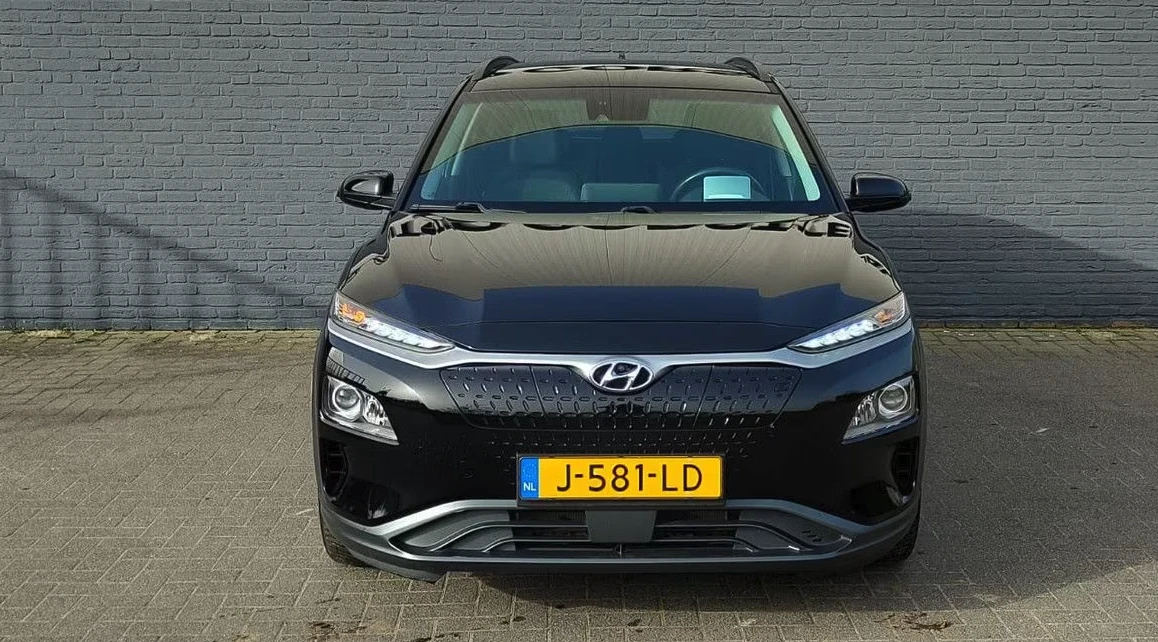 Hyundai Kona EV 64kWh SOH 100%, снимка 3 - Автомобили и джипове - 53900667