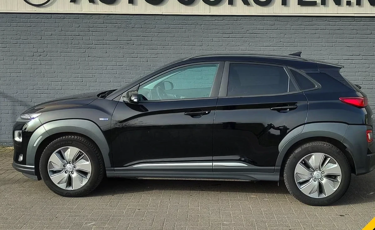 Hyundai Kona EV 64kWh SOH 100%, снимка 6 - Автомобили и джипове - 53900667