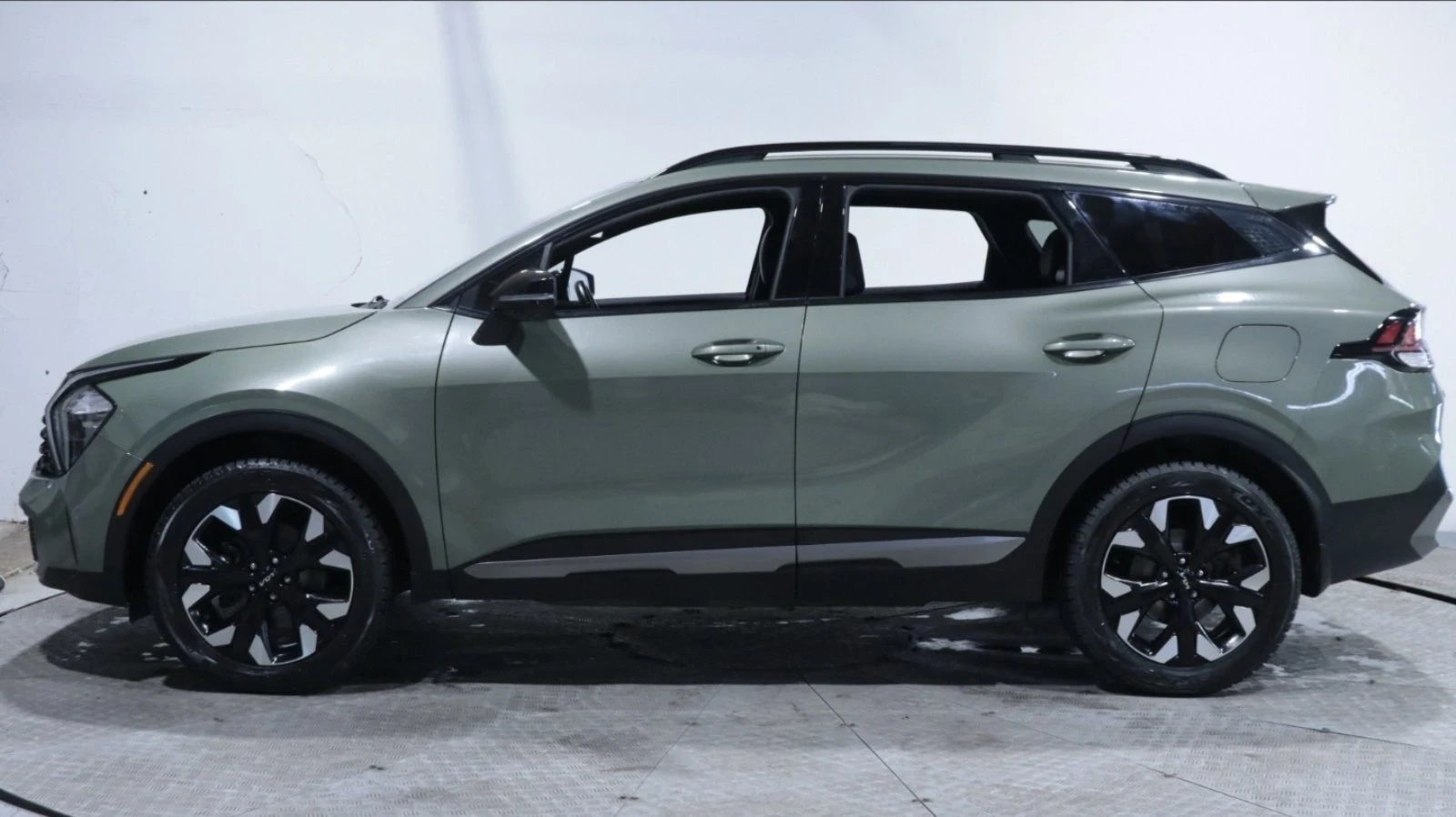 Kia Sportage X-Line* AWD, снимка 7 - Автомобили и джипове - 54381209