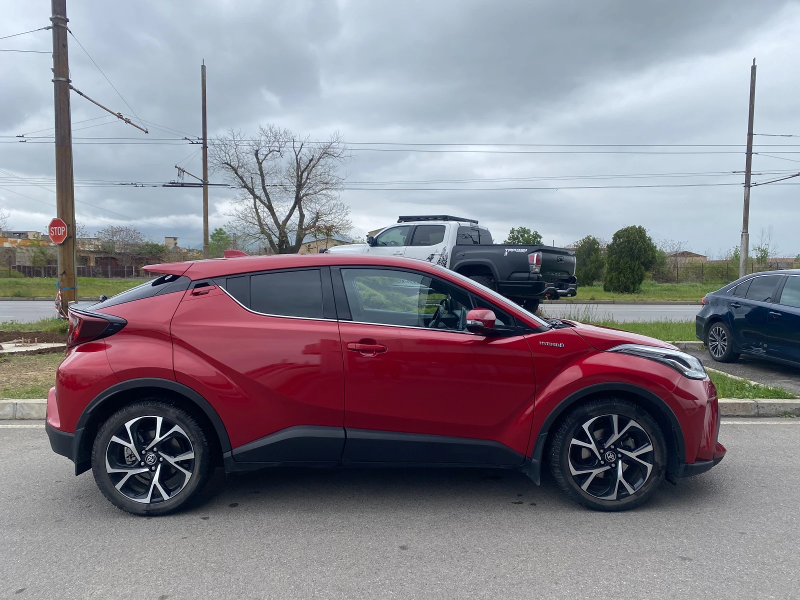 Toyota C-HR 1.8H Club, снимка 4 - Автомобили и джипове - 54409526
