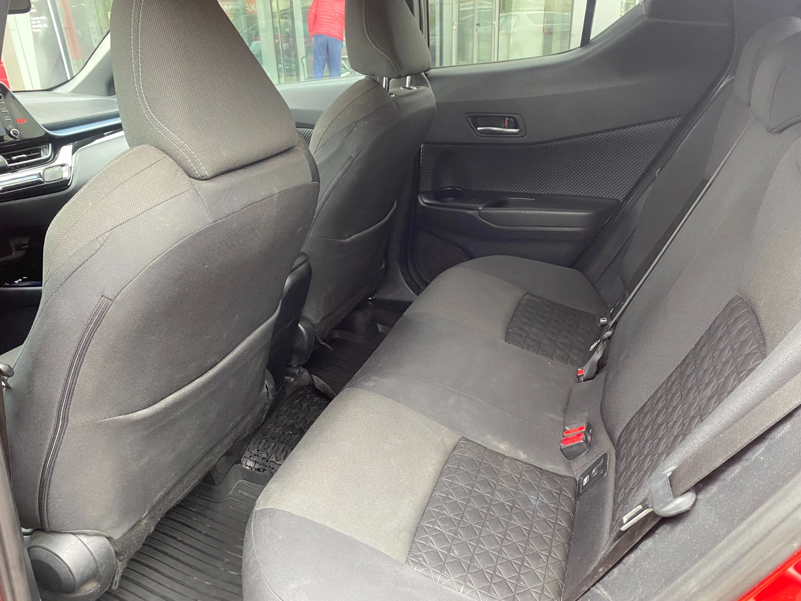 Toyota C-HR 1.8H Club, снимка 11 - Автомобили и джипове - 54409526