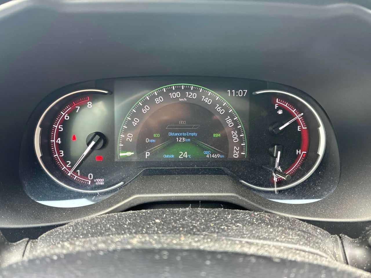 Toyota Rav4 * Trail* АВТОКРЕДИТ БЕЗ ПЪРВОНАЧАЛНА ВНОСКА* , снимка 8 - Автомобили и джипове - 54610858