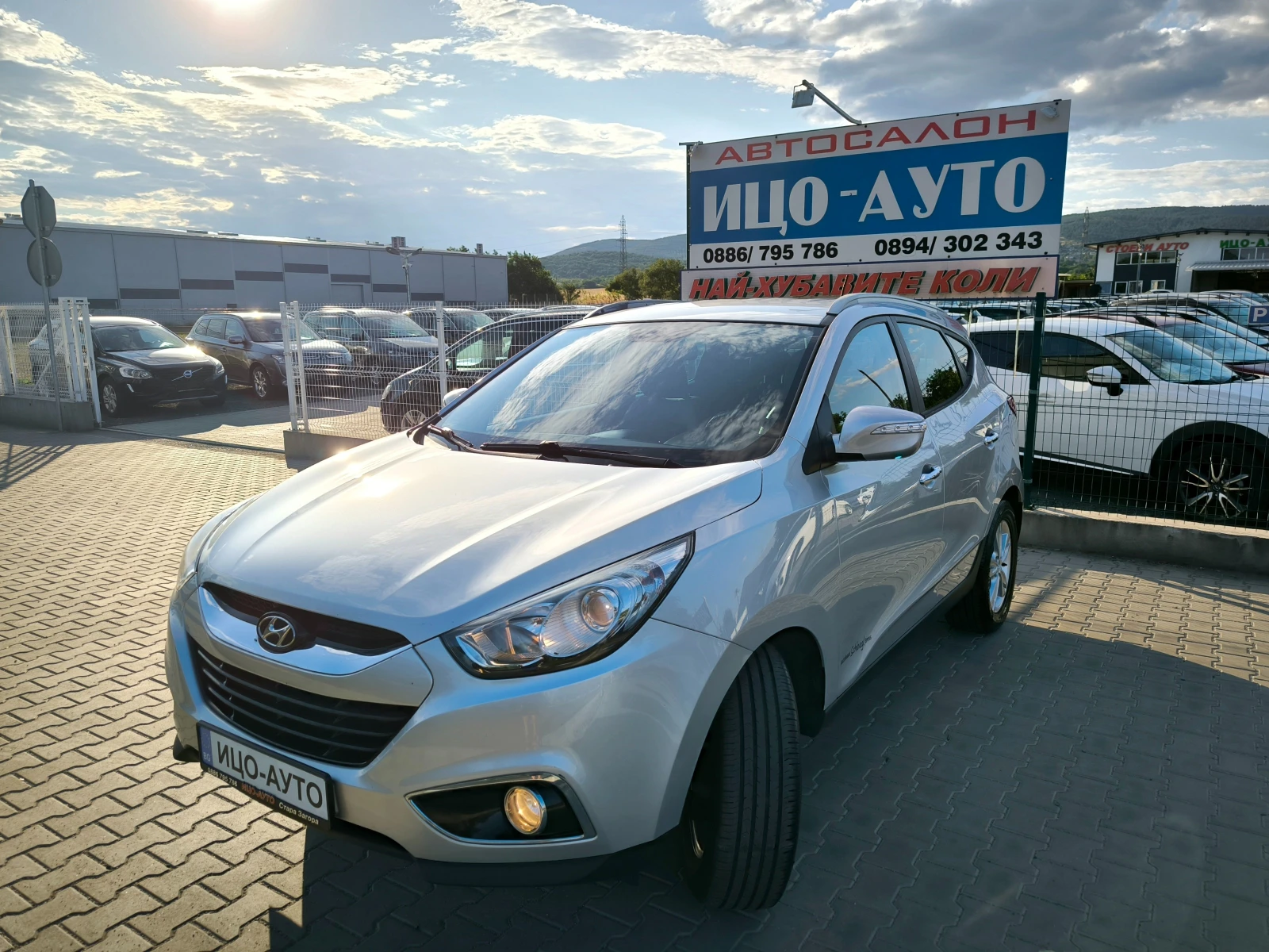 Hyundai IX35 2, 0-4Х4-КОЖА, НАВИ, КАМЕРА, FACELiFT, EBPO 5B, снимка 2 - Автомобили и джипове - 55216550