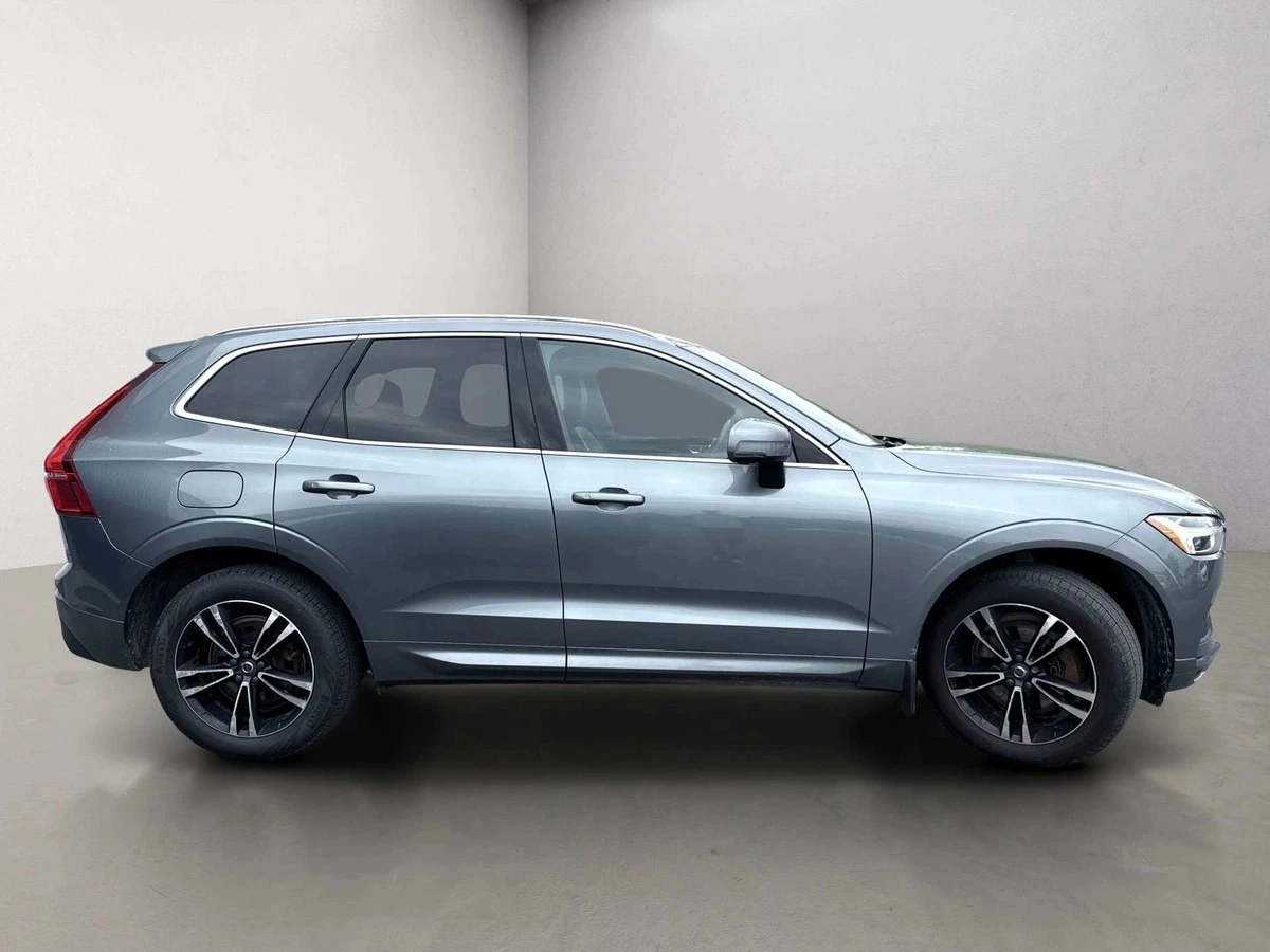 Volvo XC60 T6 Momentum AWD | 316 к.с. | Heated Seats, снимка 4 - Автомобили и джипове - 55315275