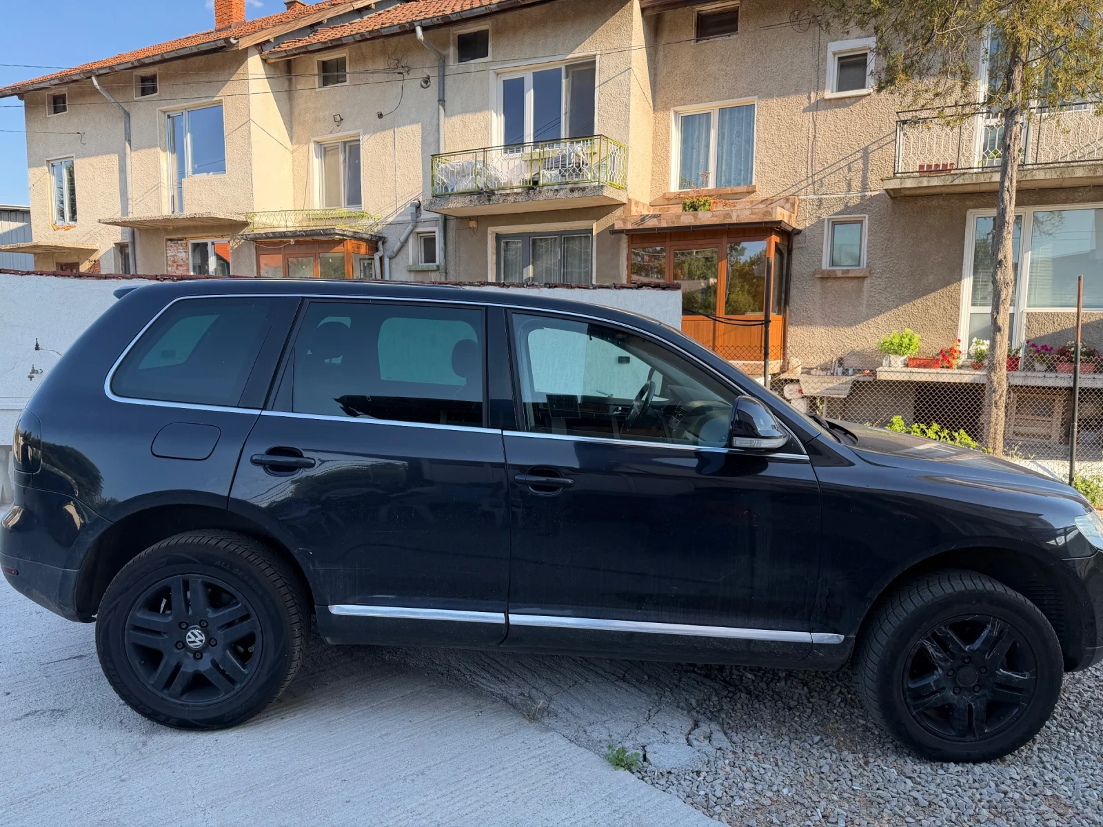 VW Touareg, снимка 5 - Автомобили и джипове - 55560111
